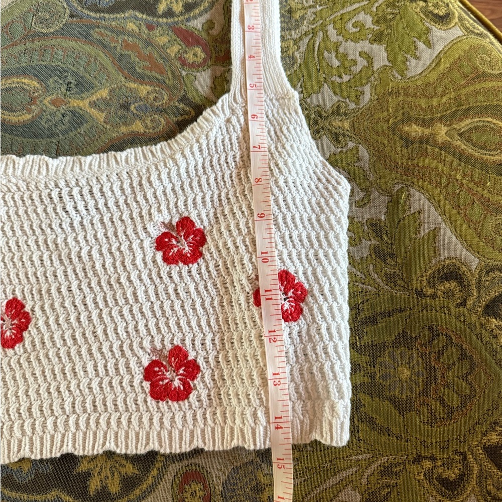 Wild Fable White and Red Crochet Skirt Set - Picture 5 of 9